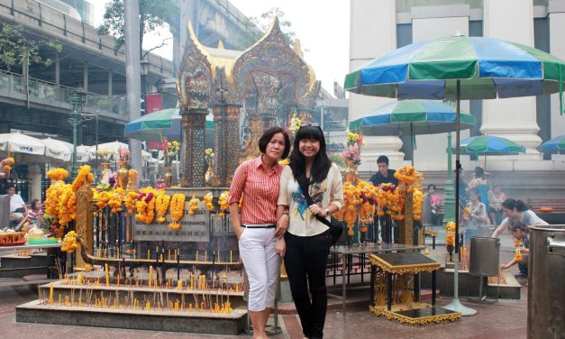 Memenuhi Janji Liburan ke Bangkok Bareng Mama Lebaran 2019