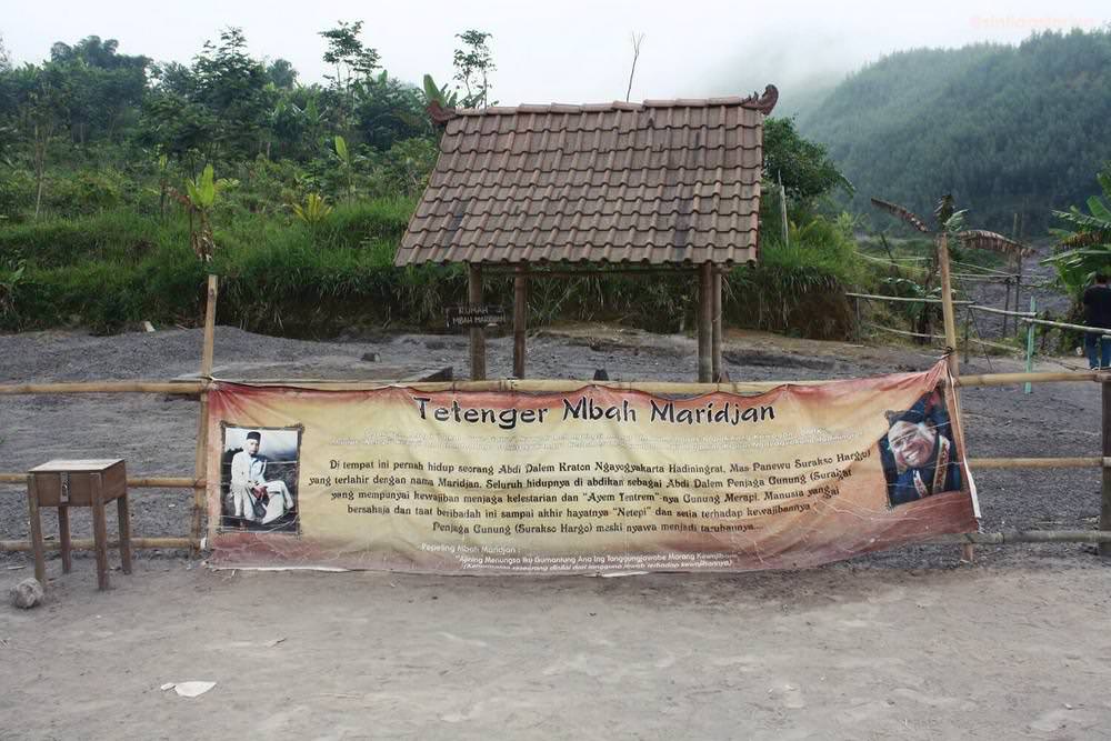 Matahari Merapi dan Kisah di Puncaknya