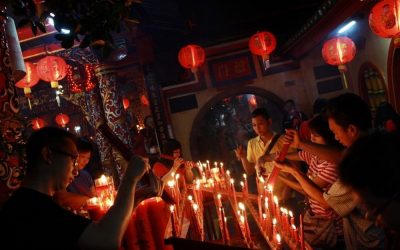 Merah Meriahnya Perayaan Tahun Baru China di Vihara Boen Tek Bio