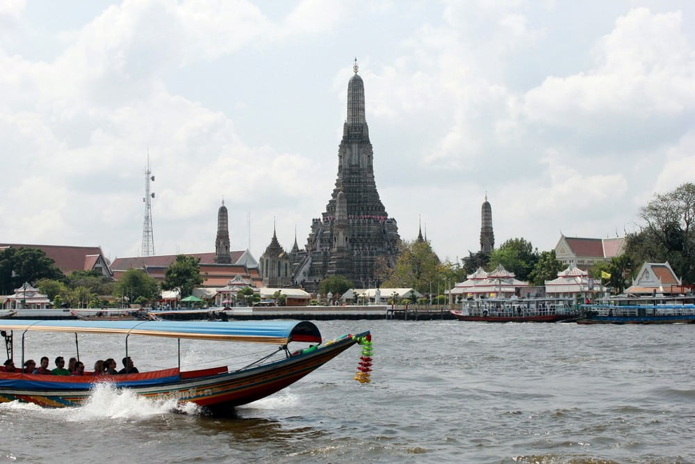 Wat Arun, Wisata Sejarah Murah di Bangkok