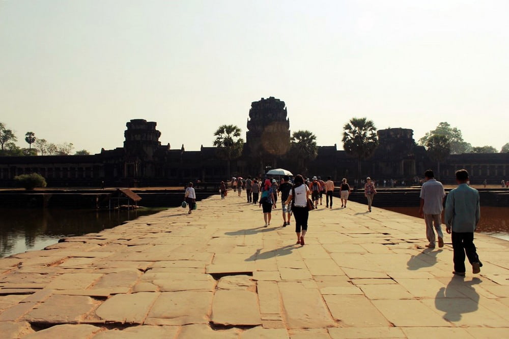 Menjelajahi Angkor Wat Hingga Lokasi Shooting Tomb Raider