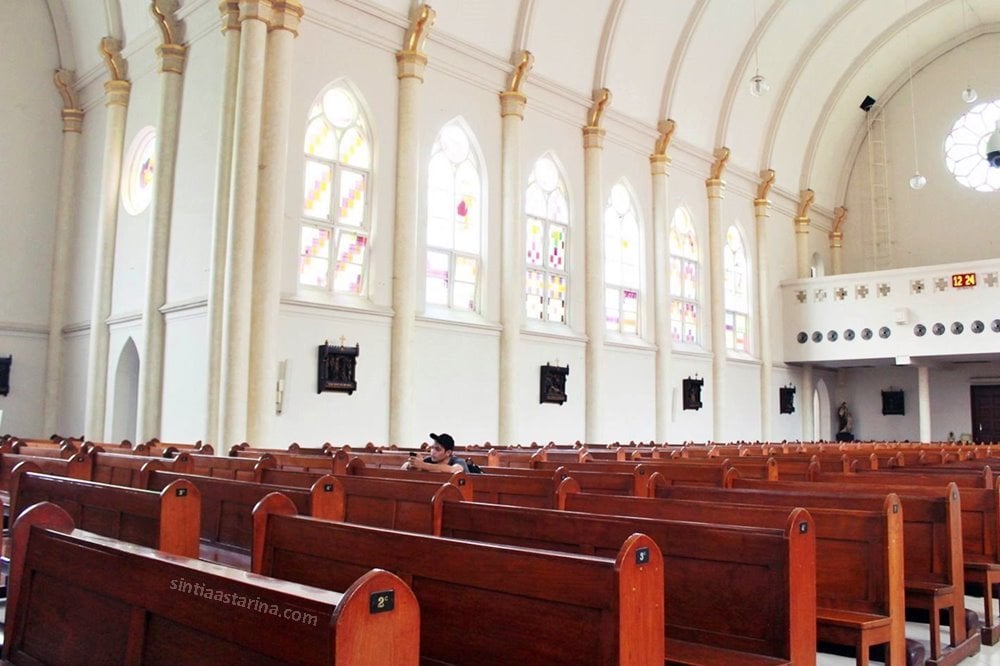 Gereja Tertua di Surabaya Gereja Katolik Kelahiran Santa Perawan Maria