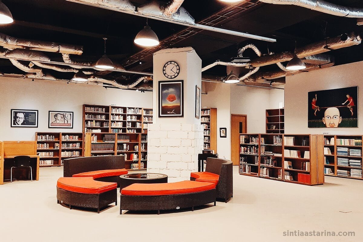 Perpustakaan Umum Freedom Institute